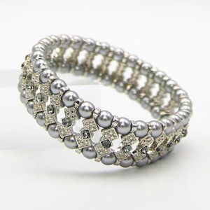 Gray Pearl Beaded Bridal Bracelet